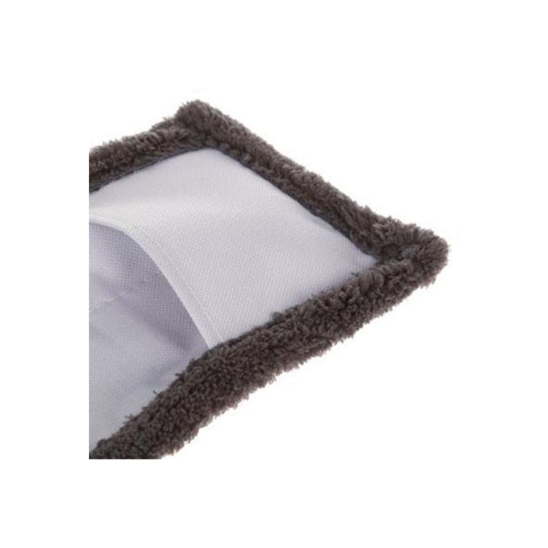 Cloth for cleaning floors, microfiber
